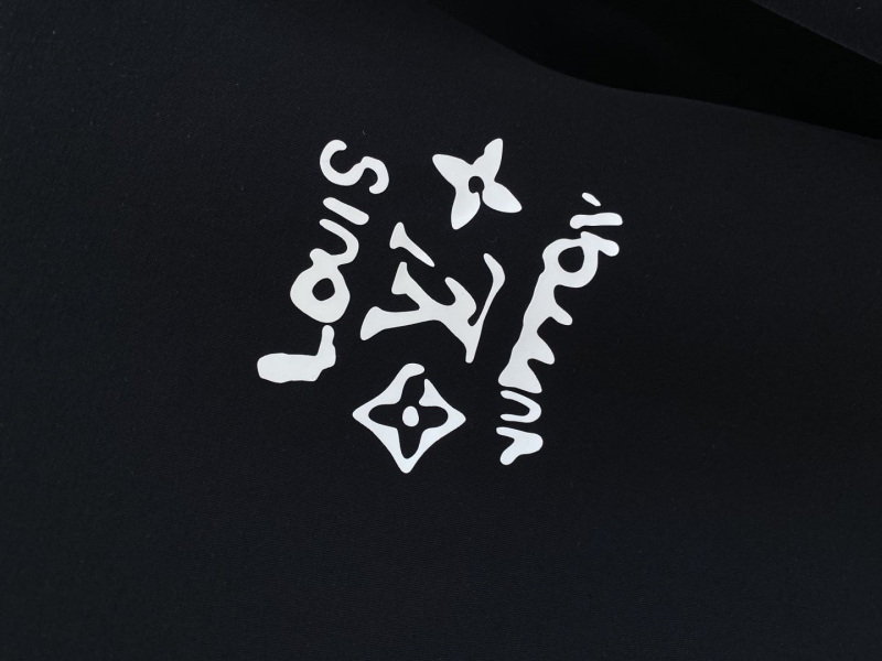 l0vis Vvtt0n t-shirt